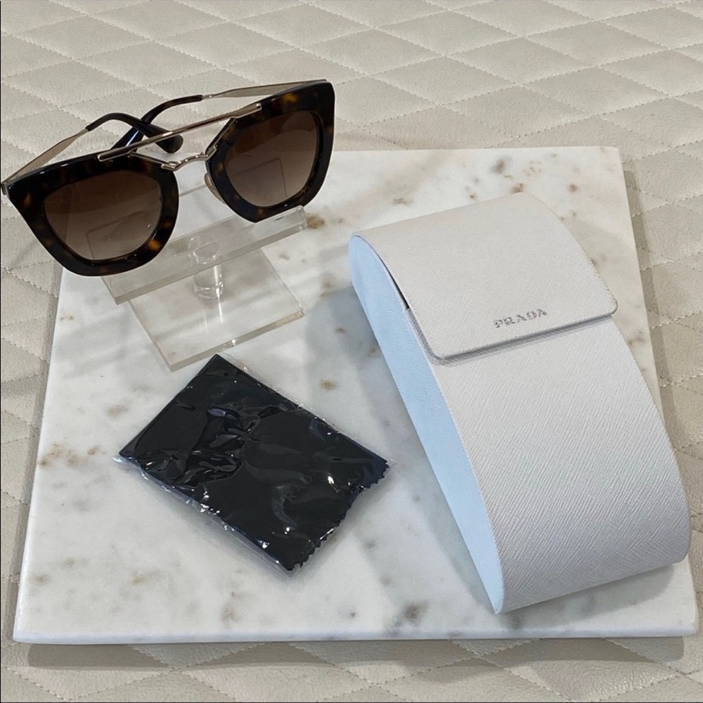 Prada Havana Semi Oval